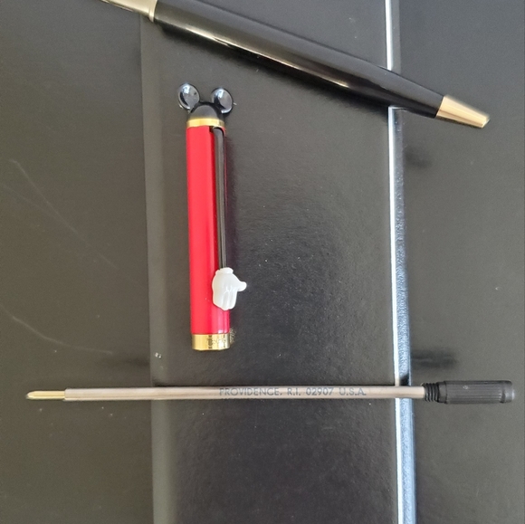 Colibri Mickey Mouse Ink Pen - Picture 5 of 9